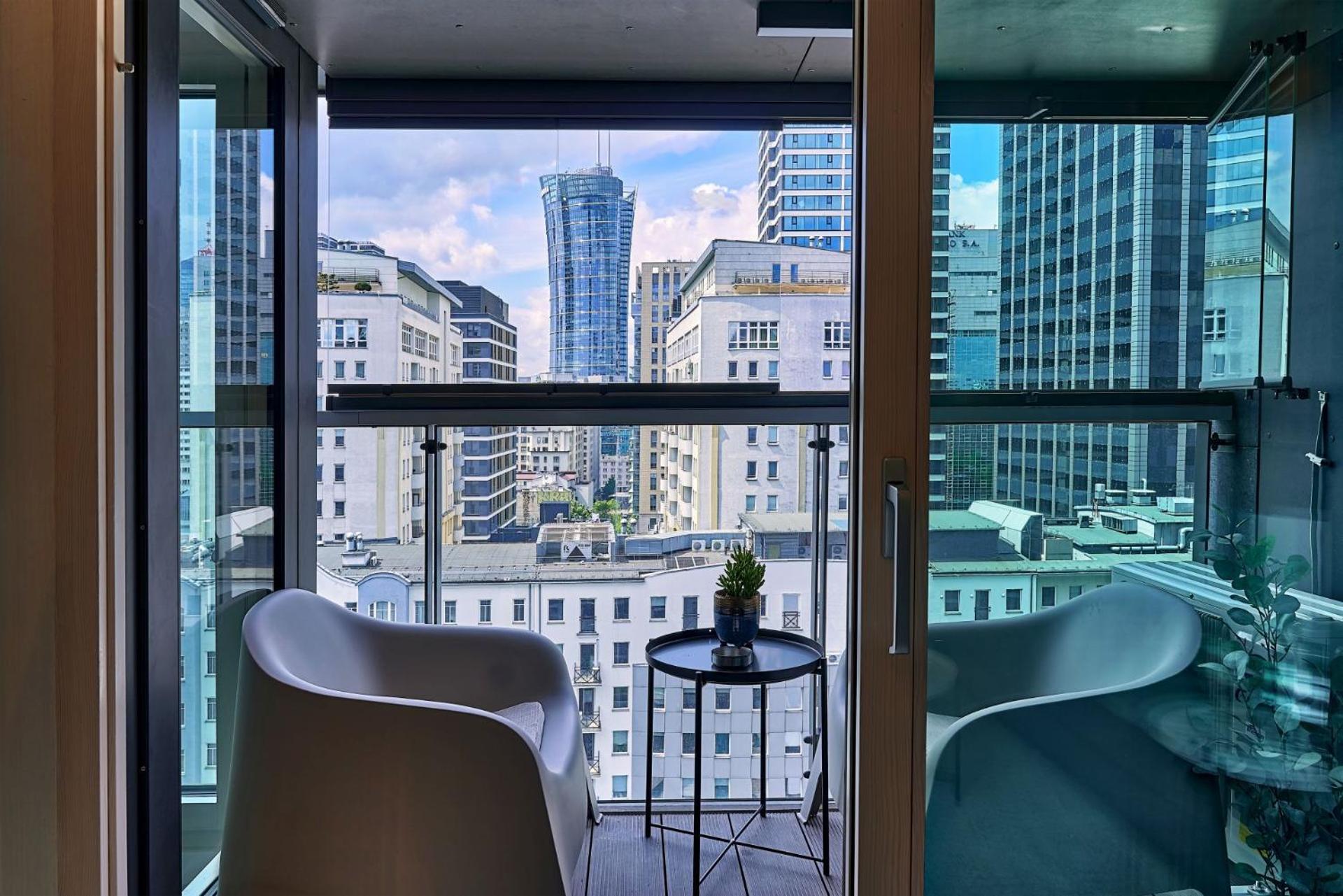 Mennica Residence Deluxe Warsaw Phòng bức ảnh